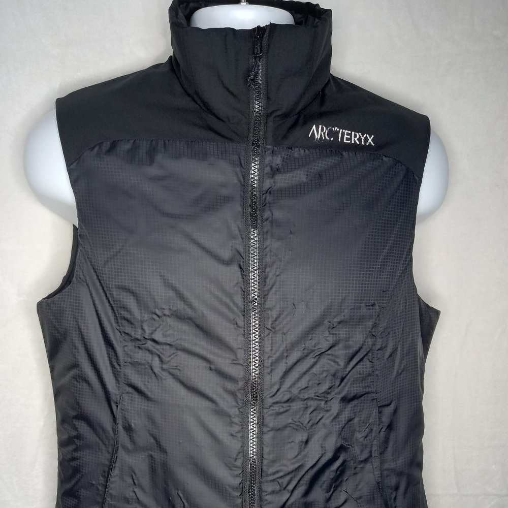 Arcteryx Insulated Full Zip Black Vest (Women Medium)